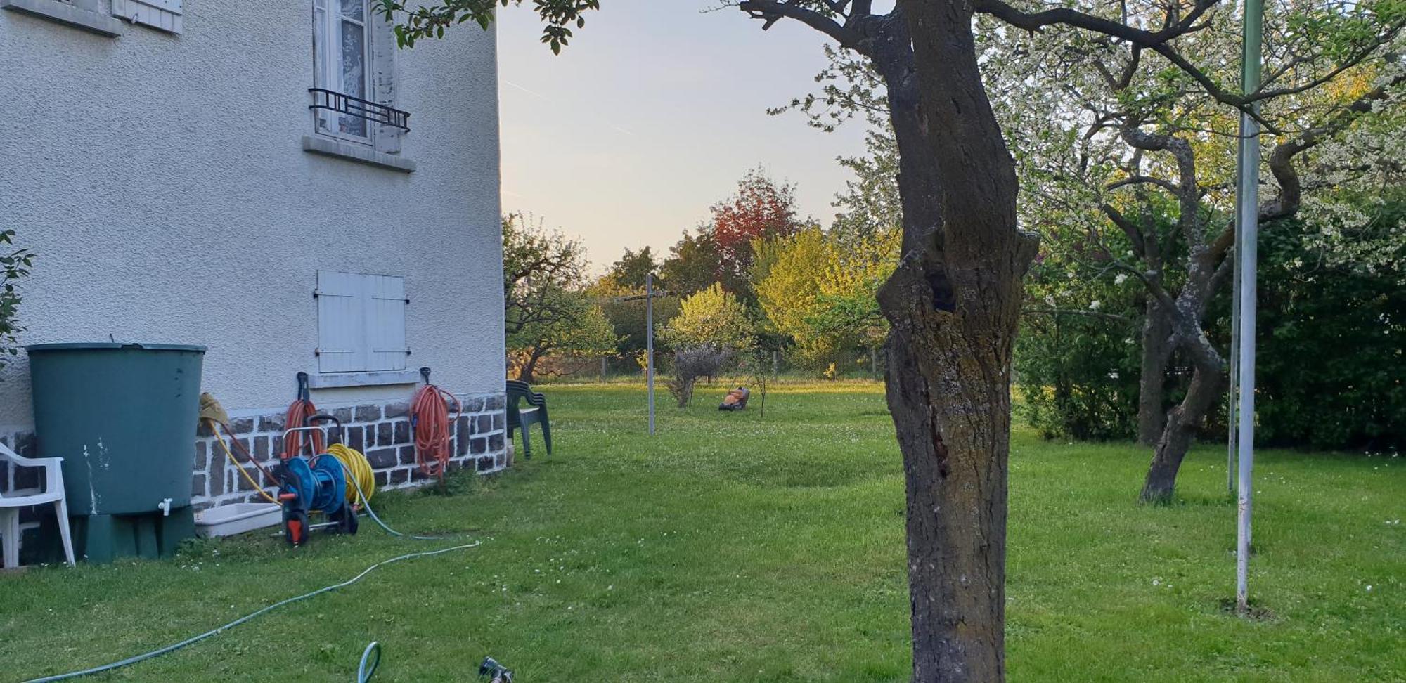 Les Chambres Chez David Riom Εξωτερικό φωτογραφία